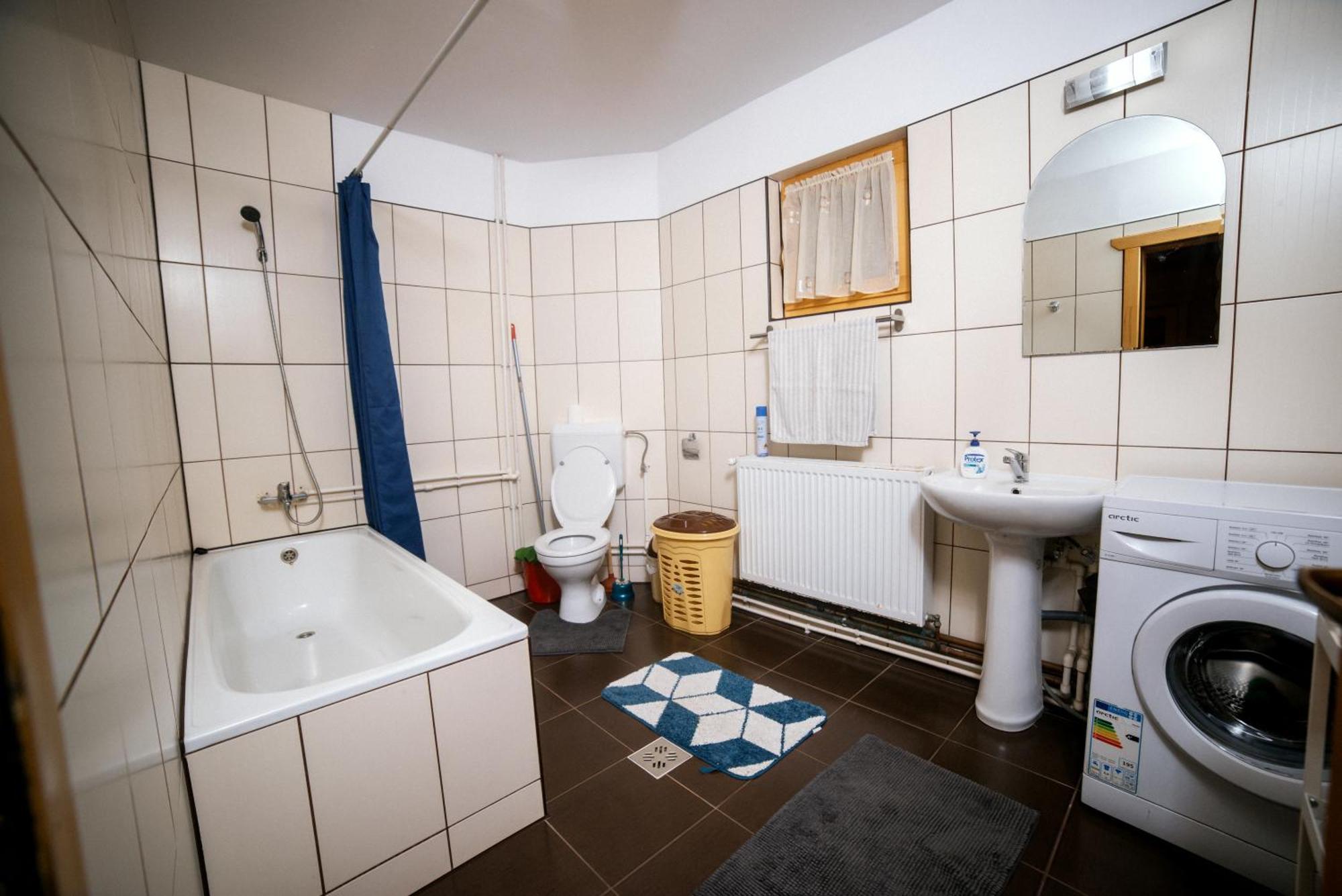 Vivien Vendeghaz Villa Borzont Exterior photo